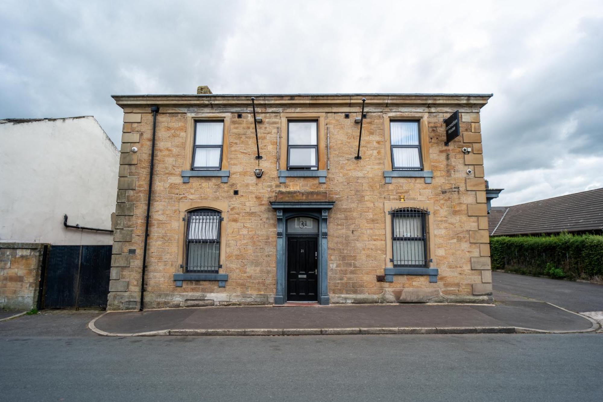 Innovation House Burnley Exterior foto